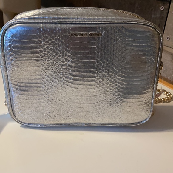 Victoria Secret Crossbody Purse. - Picture 2 of 6